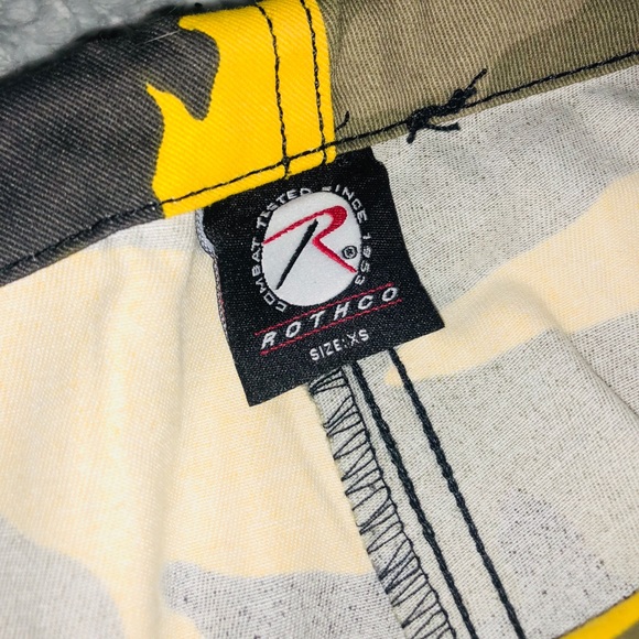 WOMENS YELLOW CAMO CARGO PANTS - Picture 5 of 7